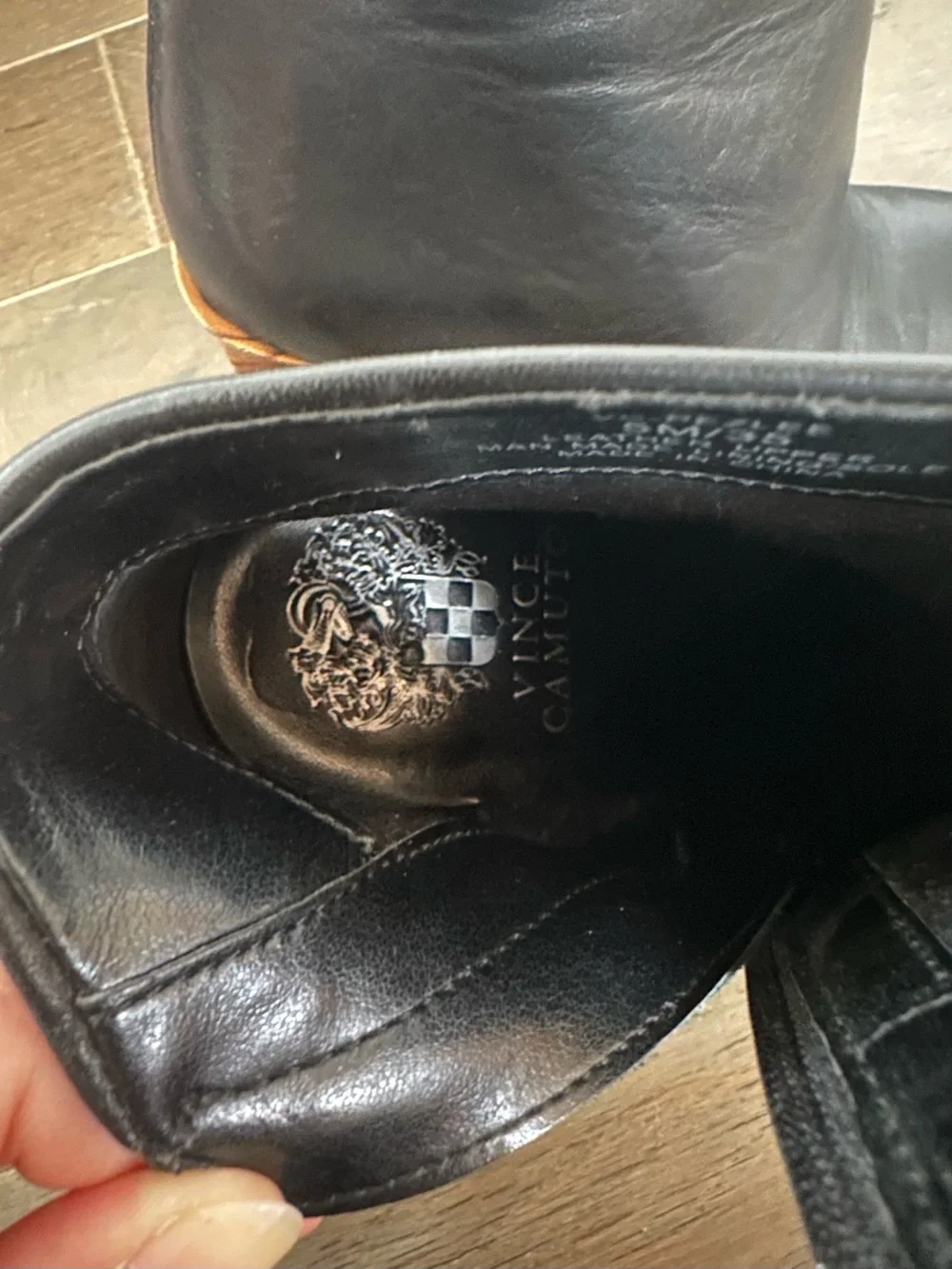 Vince Camuto black leather